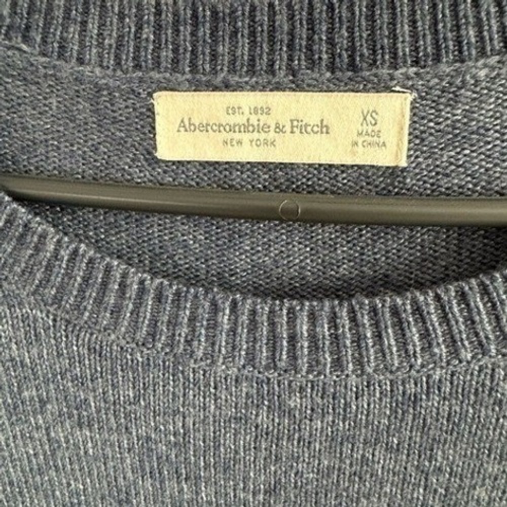 Abercrombie & Fitch Womens XS Heathered Blue Scoop Neck Knit Sweater Pullover - Picture 3 of 4